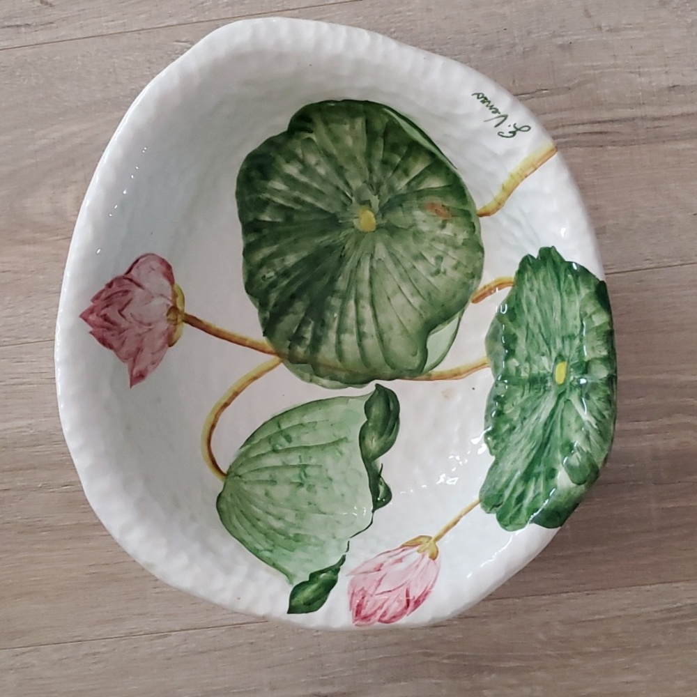 G. Venzo Lilly Pad Irregular Shape Bowl